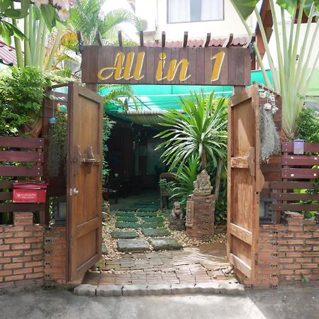 All In 1 Guesthouse Csiangmaj Kültér fotó