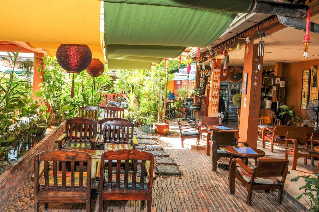 All In 1 Guesthouse Csiangmaj Kültér fotó